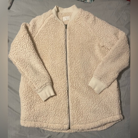 Cream White Sherpa/ Teddy Jacket - Picture 1 of 5